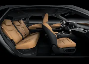 Lexus RX 2022 - 104