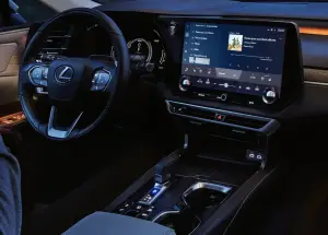 Lexus RX 2022 - 42