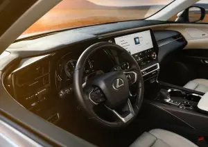 Lexus RX 2022 - 57