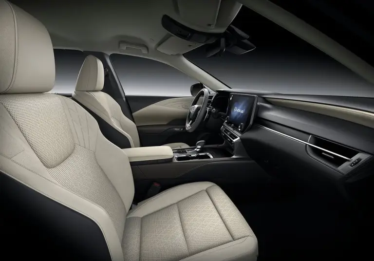 Lexus RX 2022 - 66