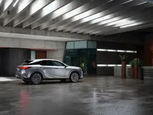 Lexus RX 450h 2022