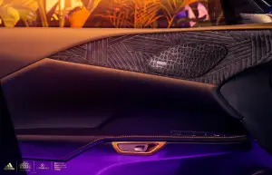 Lexus RX  Black Panther