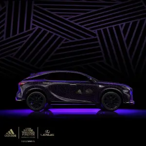 Lexus RX  Black Panther