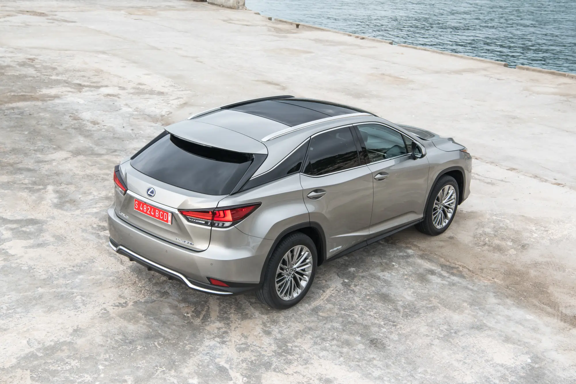 Lexus RX Hybrid 2020 - 28