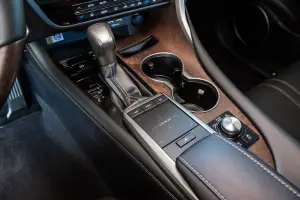 Lexus RX Hybrid 2020 - 76