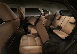 Lexus RX L Hybrid - Foto ufficiali - 3
