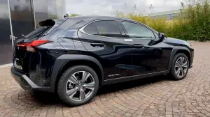 Lexus UX 300e 2021 - 29