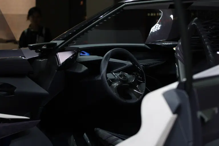 Lexus UX Concept - Salone di Parigi 2016 - 2