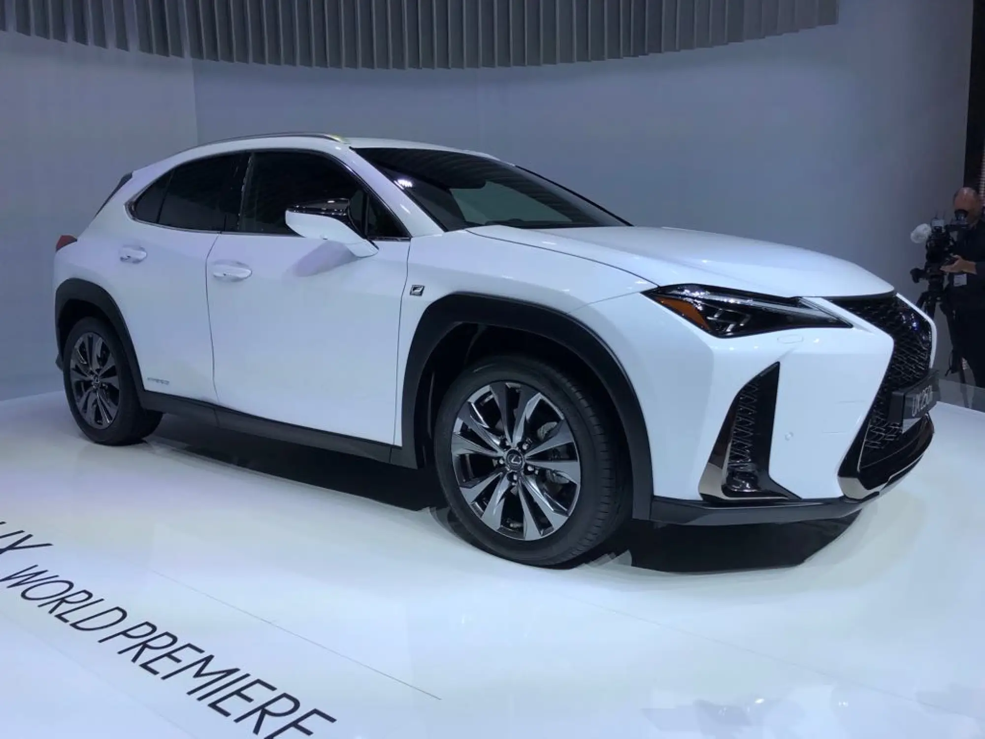 Lexus UX crossover - Salone di Ginevra 2018  - 5
