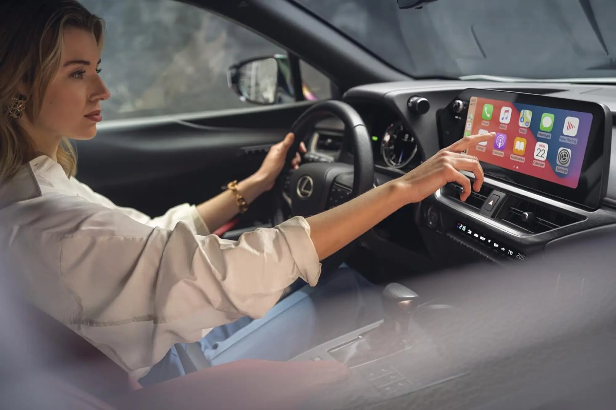 Lexus UX Hybrid MY 2023 - 15
