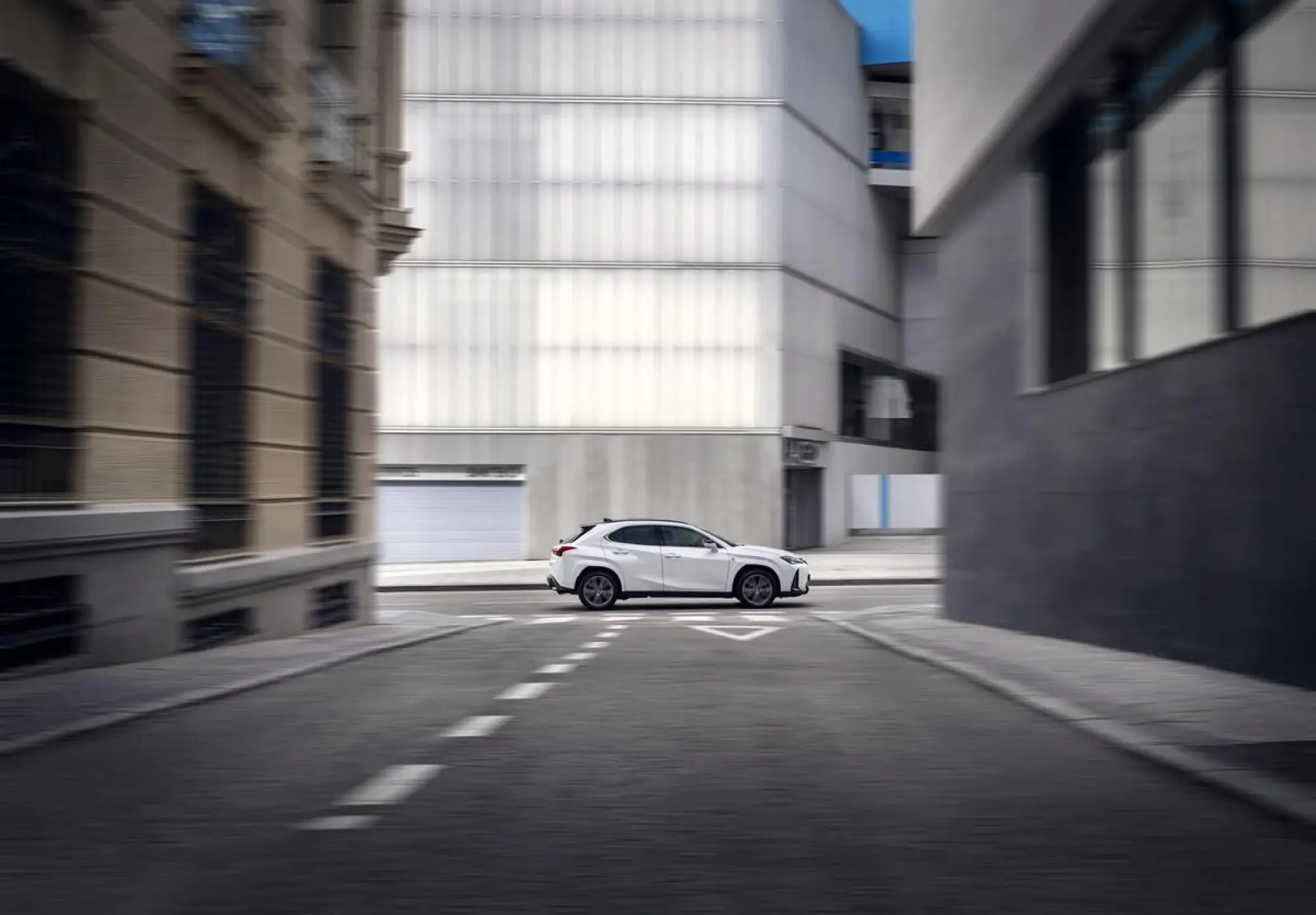 Lexus UX Hybrid MY 2023 - 1