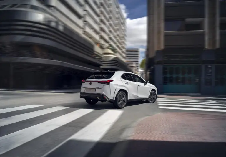 Lexus UX Hybrid MY 2023 - 8