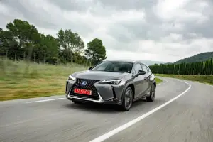 Lexus UX Hybrid - nuove foto - 33