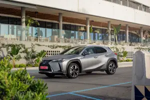 Lexus UX Hybrid - nuove foto - 55