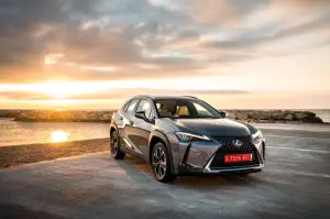 Lexus UX Hybrid - nuove foto - 61