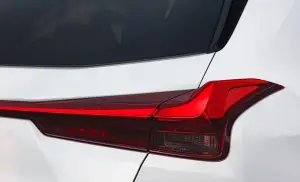 Lexus UX Hybrid - nuove foto - 69