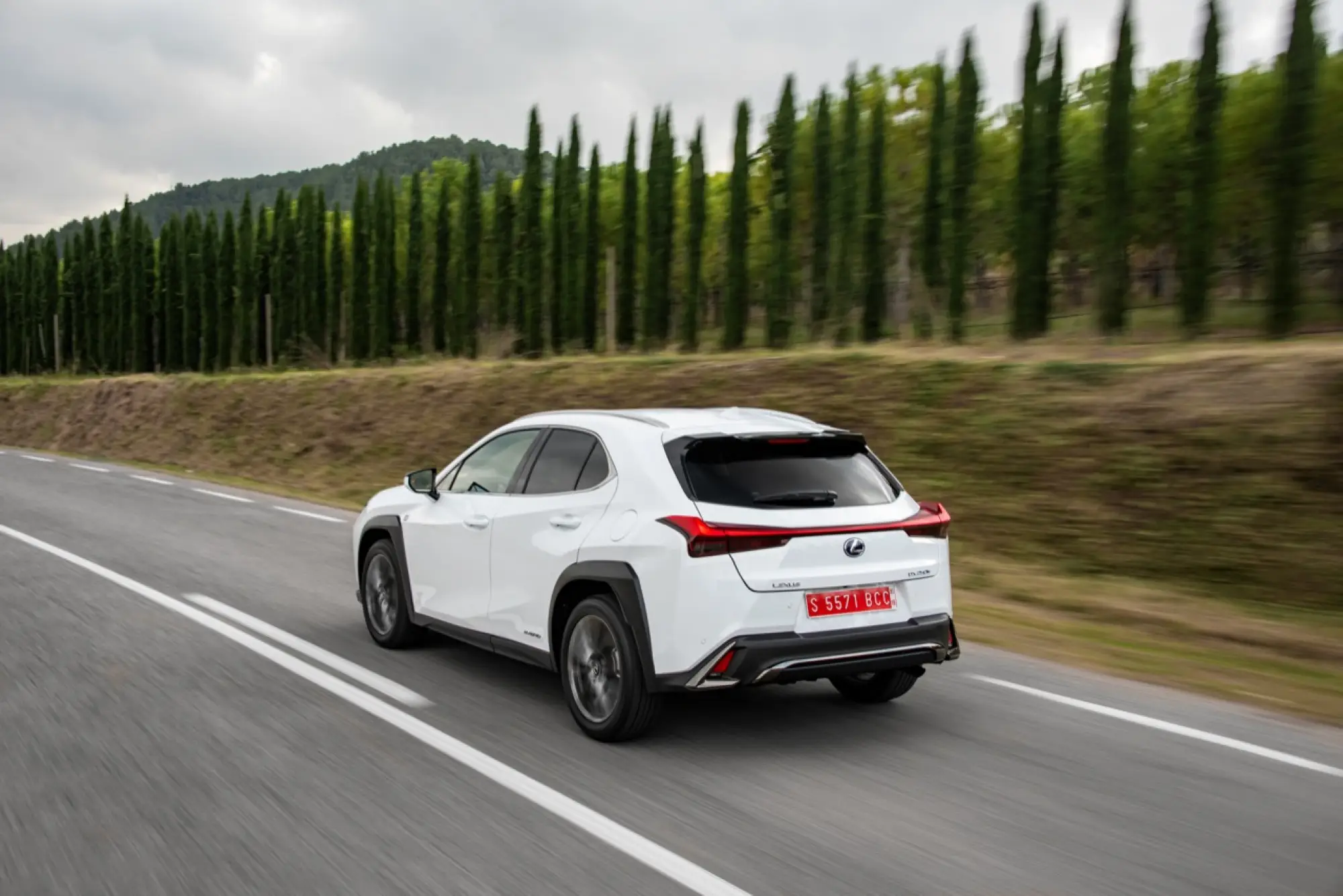 Lexus UX Hybrid - nuove foto - 88
