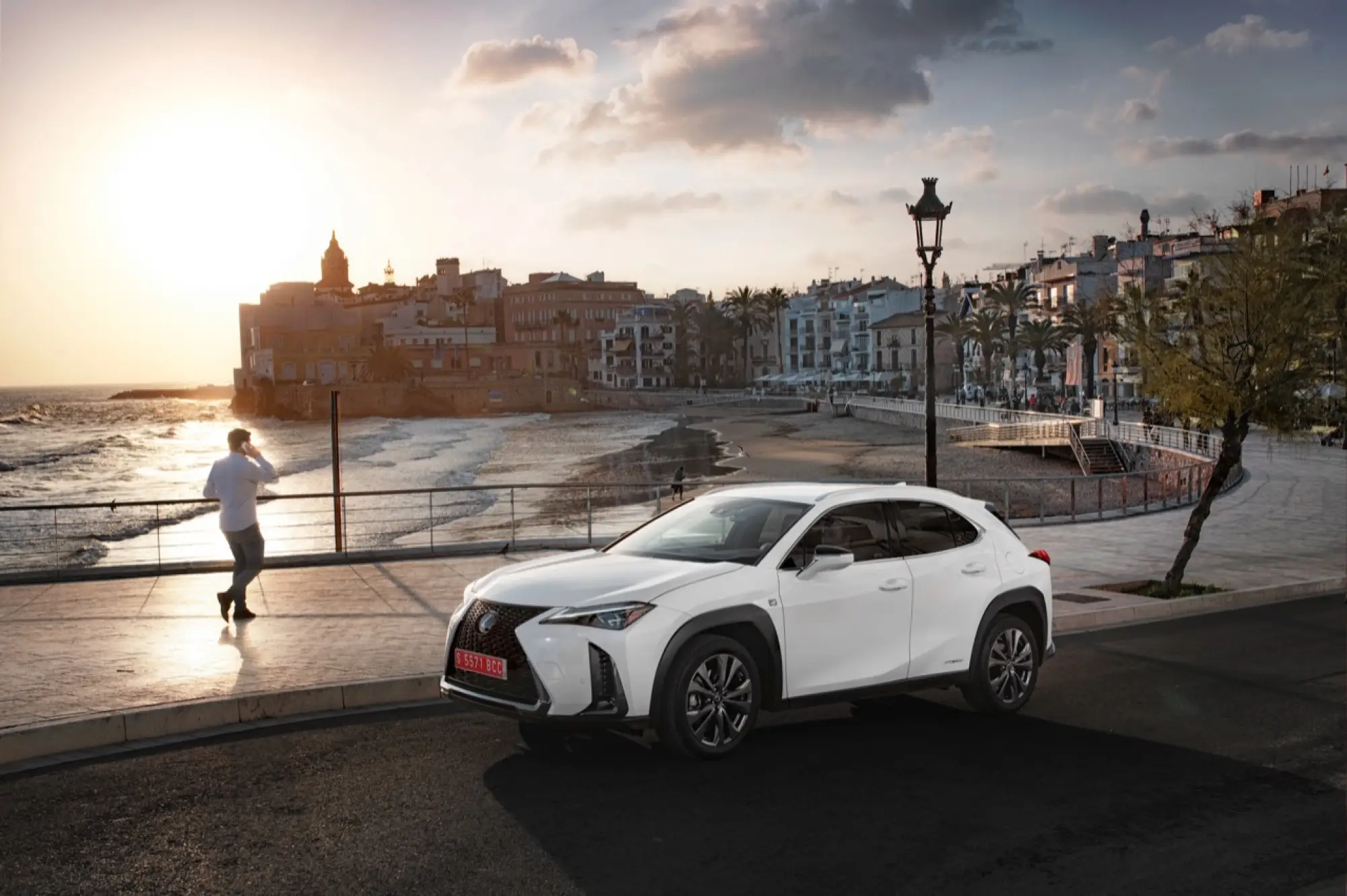 Lexus UX Hybrid - nuove foto - 126