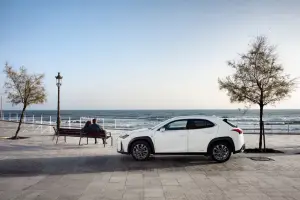 Lexus UX Hybrid - nuove foto - 127