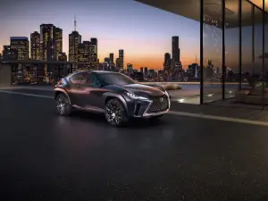 Lexus UX Hybrid - nuove foto - 141