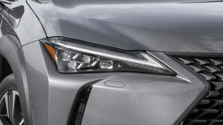 Lexus UX Hybrid - nuove foto - 156