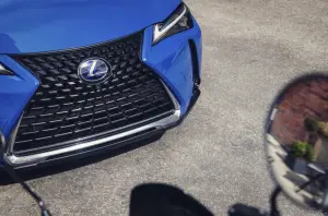 Lexus UX Hybrid - nuove foto - 171