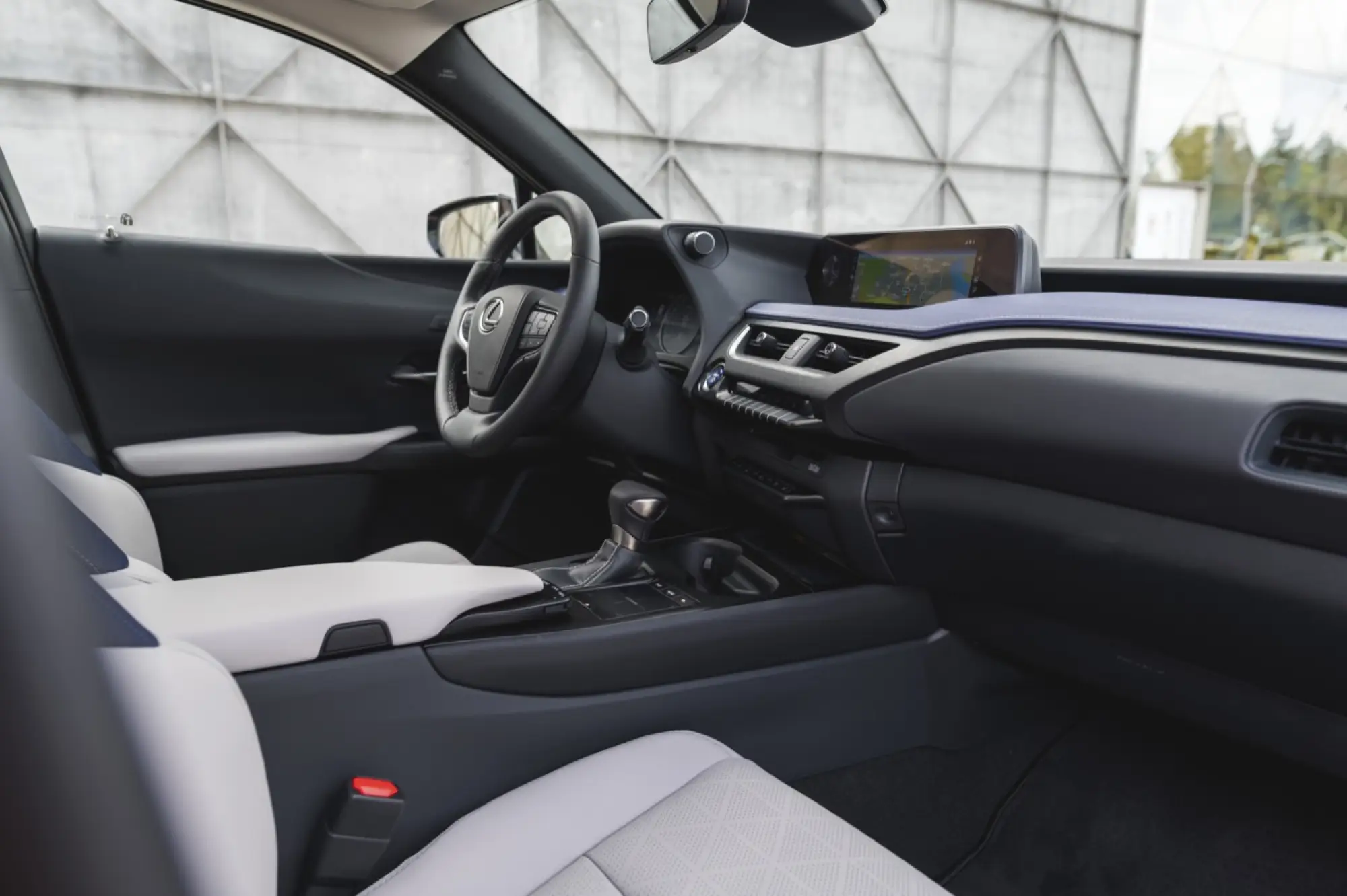 Lexus UX Hybrid - nuove foto - 183