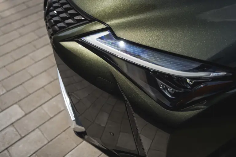 Lexus UX Hybrid - nuove foto - 212