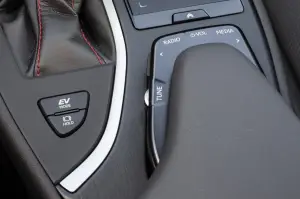 Lexus UX Hybrid - nuove foto - 234