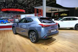 Lexus UX - Salone di Parigi 2018 - 6
