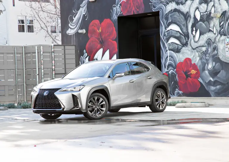 Lexus UX - Versione nordamericana - 5