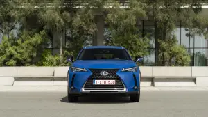 LEXUS UX300e prova 2021