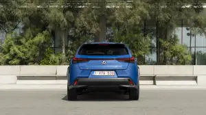 LEXUS UX300e prova 2021