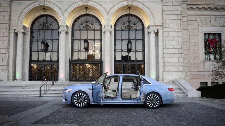 Lincoln Continental 80th Anniversary Coach Door Edition - 6