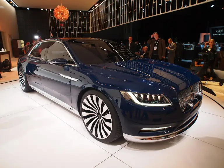 Lincoln Continental Concept - Salone di New York 2015 - 25