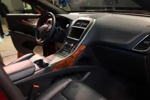 Lincoln MKX - Salone di Detroit 2015 - 2