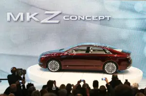 Lincoln MKZ Concept - Salone di Detroit 2012 - 17
