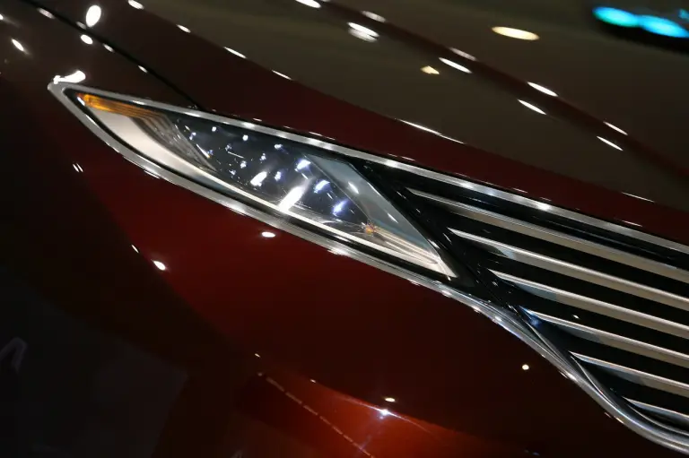 Lincoln MKZ Concept - Salone di Detroit 2012 - 23