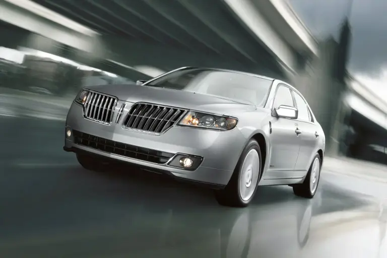 Lincoln MKZ Hybrid - 2