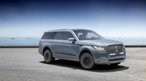 Lincoln Navigator Concept - 14