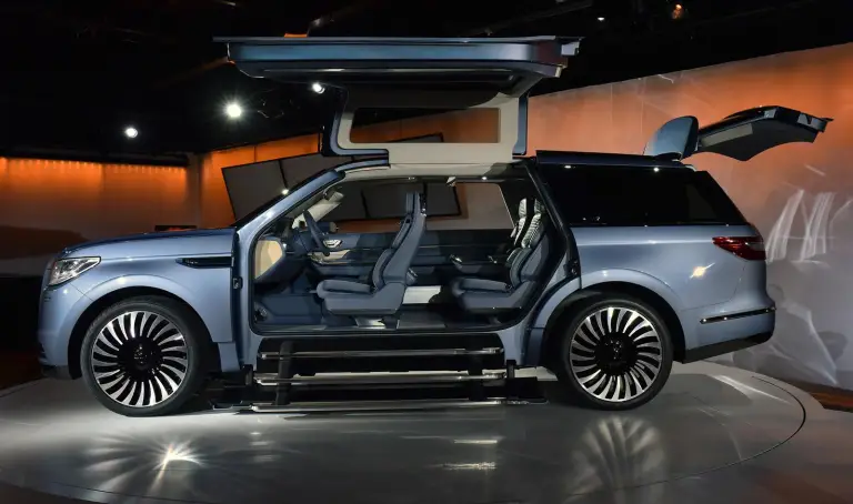 Lincoln Navigator Concept - 1