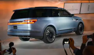 Lincoln Navigator Concept