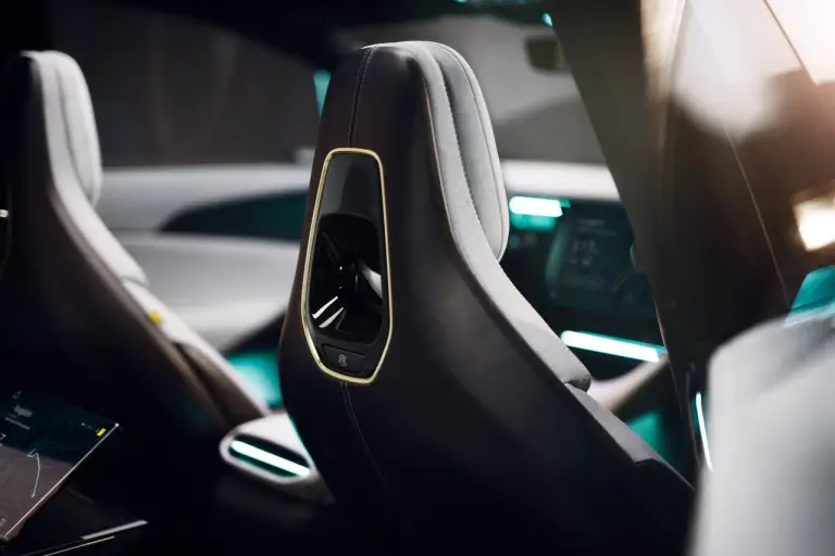 Lotus Eletre - Foto - 1