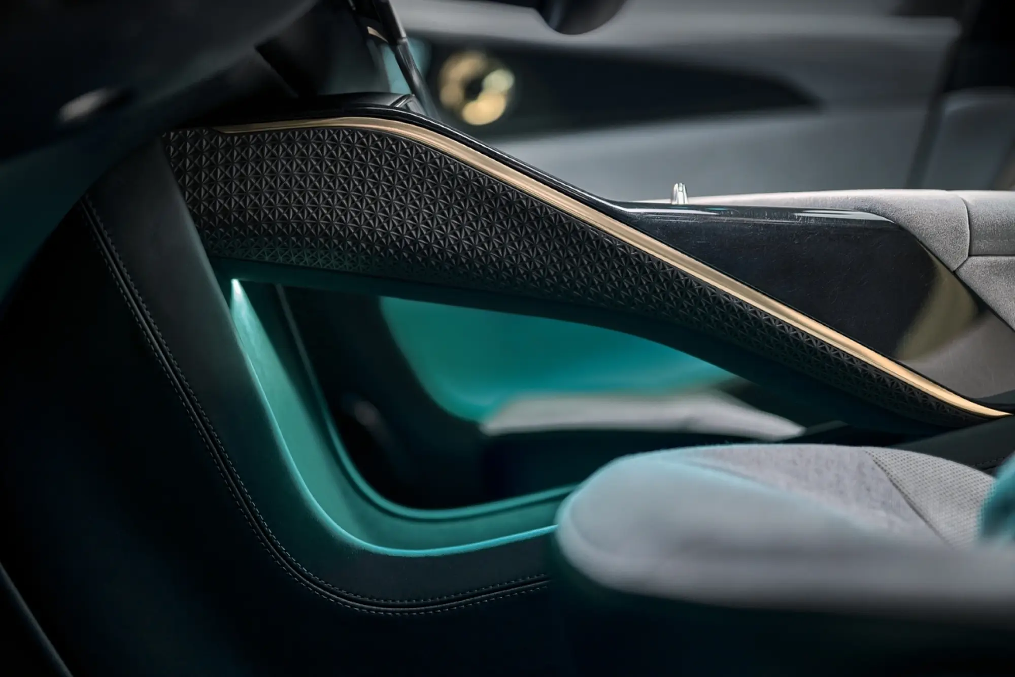 Lotus Eletre - Foto - 26