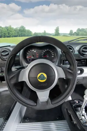 Lotus Elise Cup 250 (2017) - 9