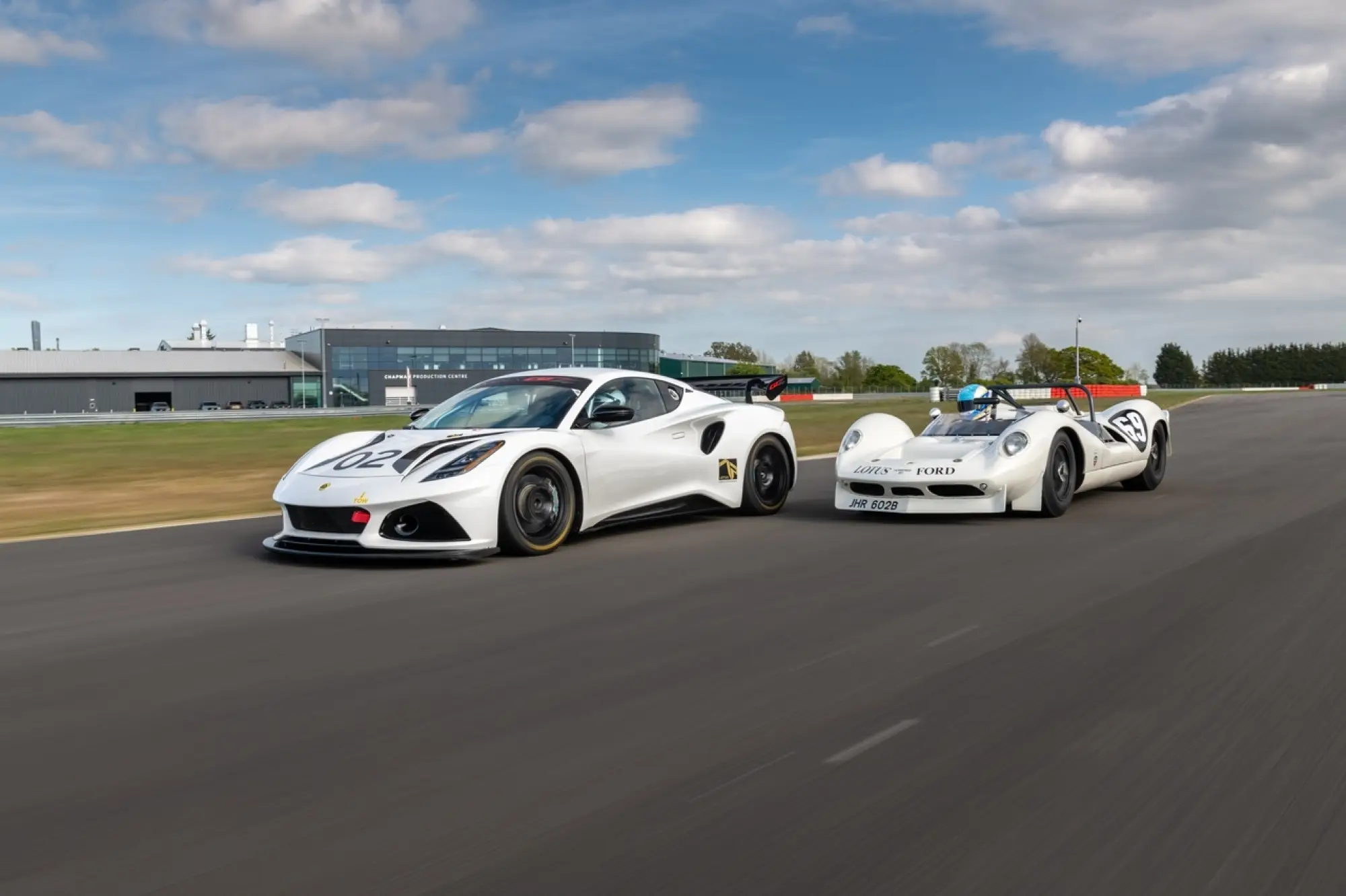 Lotus Emira GT4 - Foto - 12