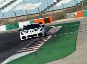Lotus Emira GT4 - Foto - 8