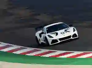 Lotus Emira GT4 - Foto - 21
