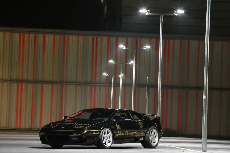 Lotus Esprit by Cam-Shaft - 9