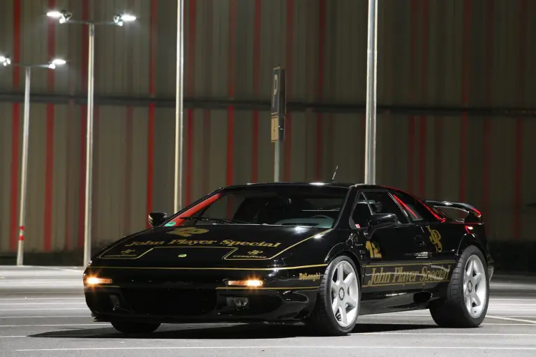 Lotus Esprit by Cam-Shaft - 10